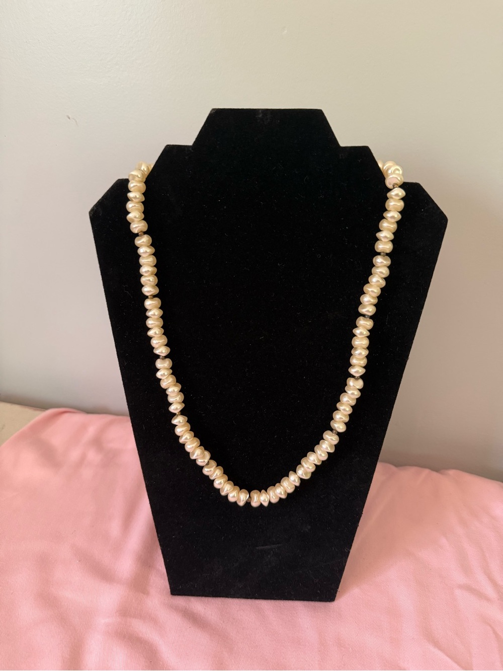 Classic Cream Faux Pearl Bead Necklace